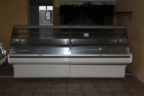 2#4902 Attrezzatura e arredi per panificio in vendita - foto 7