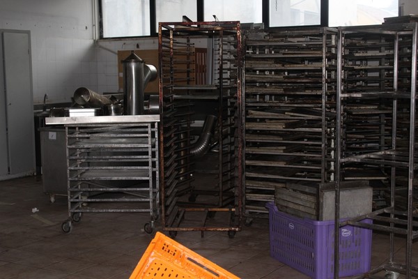 7#4902 Cappe di aspirazione e carrelli porta teglie in vendita - foto 3