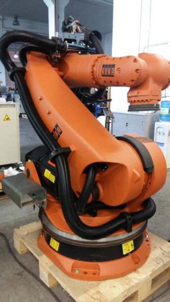 1#4906 Kuka KR210 robot a 6 assi in vendita - foto 1