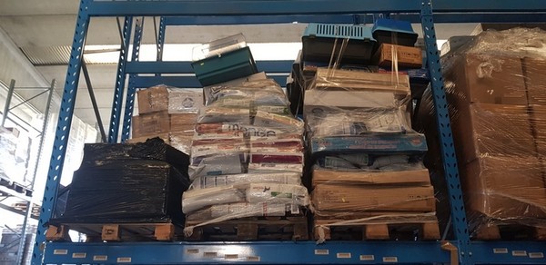 5#4913 Prodotti food e non food per animali in vendita - foto 30