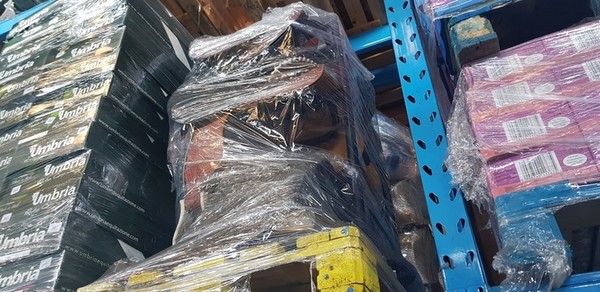 5#4913 Prodotti food e non food per animali in vendita - foto 45