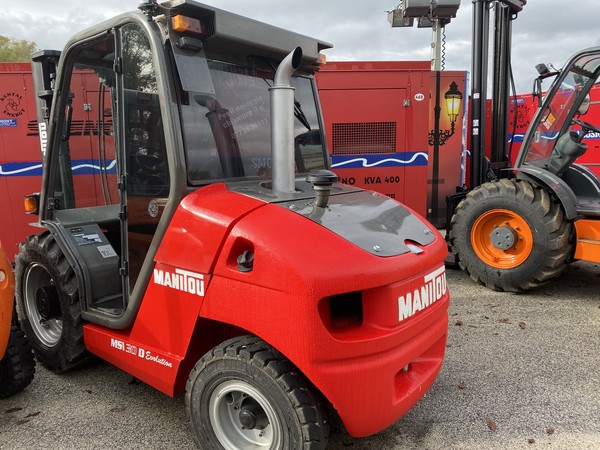 Carrelli elevatori in vendita