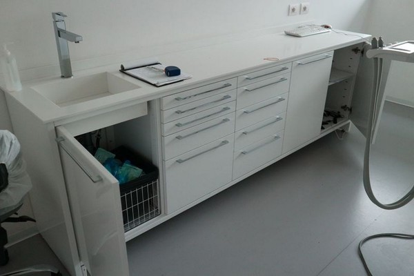 1#4922 Attrezzature e strumenti odontoiatrici in vendita - foto 247