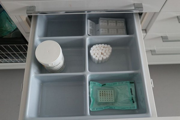 1#4922 Attrezzature e strumenti odontoiatrici in vendita - foto 258