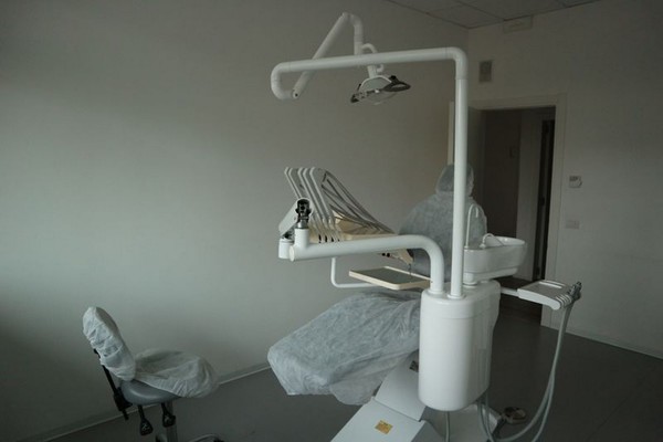 1#4922 Attrezzature e strumenti odontoiatrici in vendita - foto 264