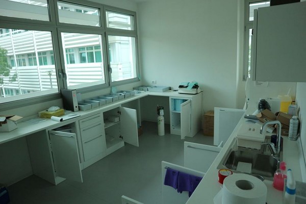 1#4922 Attrezzature e strumenti odontoiatrici in vendita - foto 375