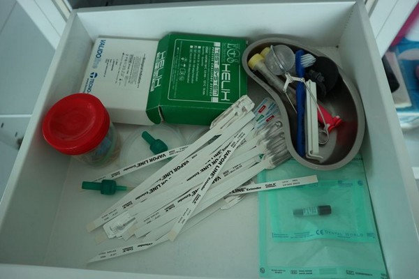 1#4922 Attrezzature e strumenti odontoiatrici in vendita - foto 384
