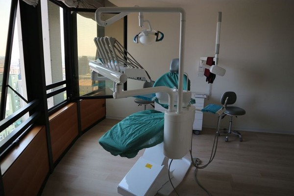 3#4922 Attrezzature e strumenti odontoiatrici in vendita - foto 97