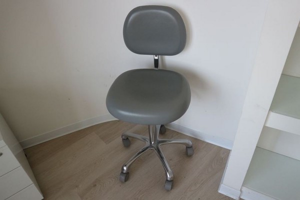 3#4922 Attrezzature e strumenti odontoiatrici in vendita - foto 131