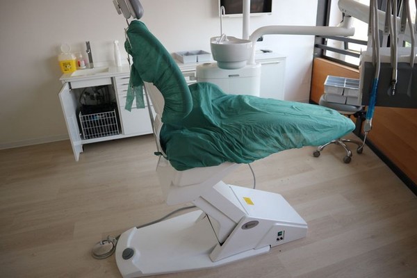 3#4922 Attrezzature e strumenti odontoiatrici in vendita - foto 135