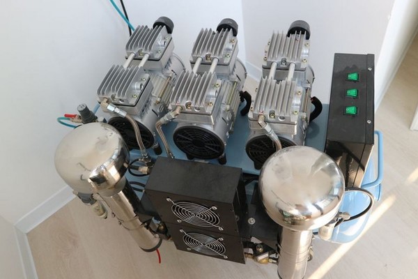 3#4922 Attrezzature e strumenti odontoiatrici in vendita - foto 174