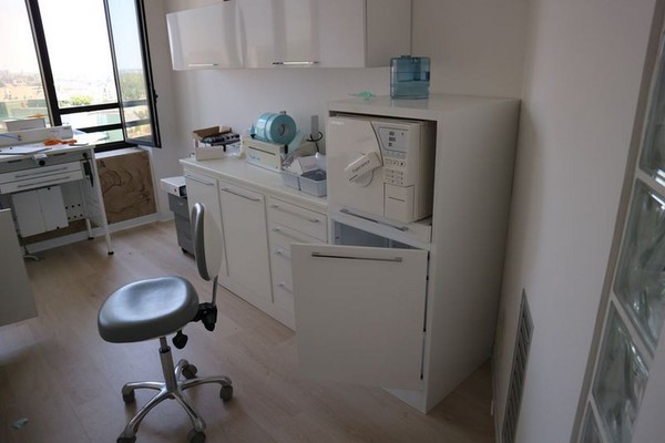 3#4922 Attrezzature e strumenti odontoiatrici in vendita - foto 219