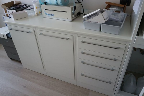 3#4922 Attrezzature e strumenti odontoiatrici in vendita - foto 222