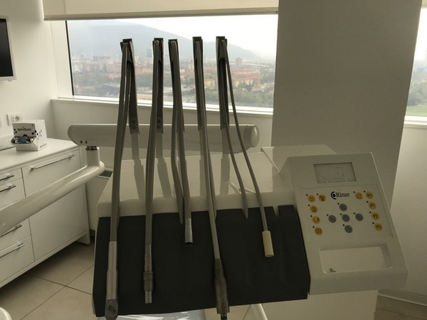 6#4924 Attrezzature e strumenti odontoiatrici in vendita - foto 58