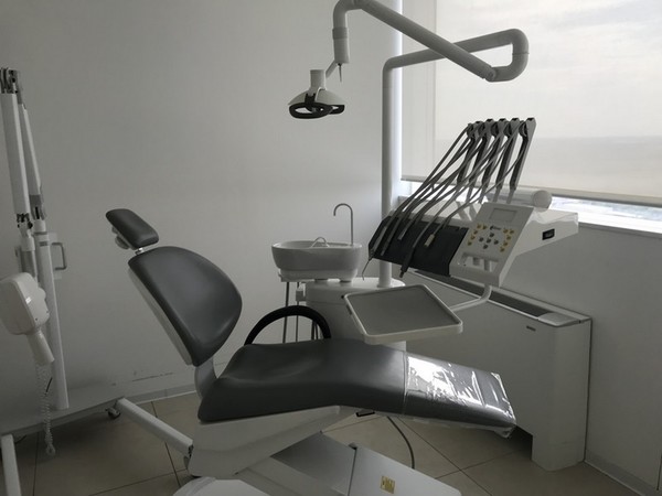 6#4924 Attrezzature e strumenti odontoiatrici in vendita - foto 69
