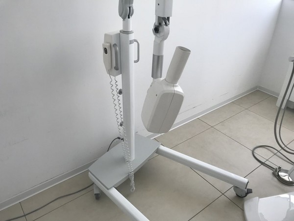 6#4924 Attrezzature e strumenti odontoiatrici in vendita - foto 91