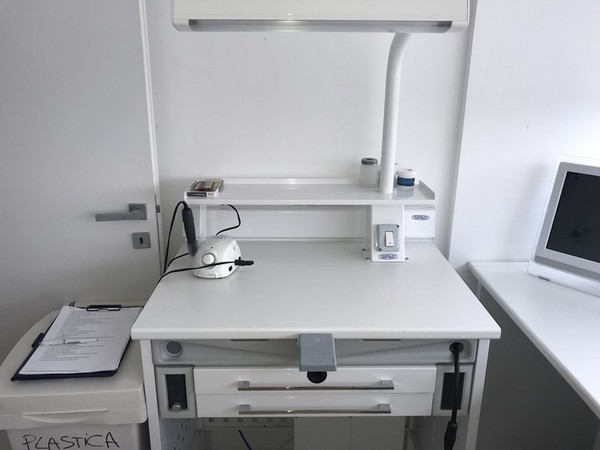 6#4924 Attrezzature e strumenti odontoiatrici in vendita - foto 110