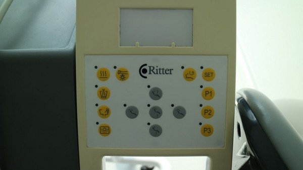 7#4924 Attrezzature e strumenti odontoiatrici in vendita - foto 60