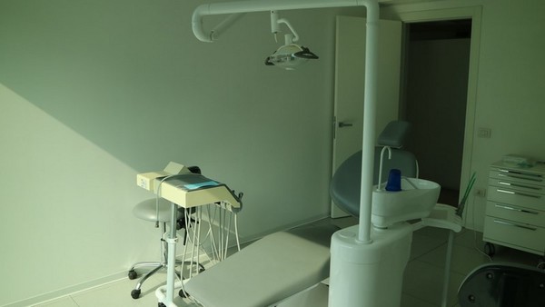 7#4924 Attrezzature e strumenti odontoiatrici in vendita - foto 62
