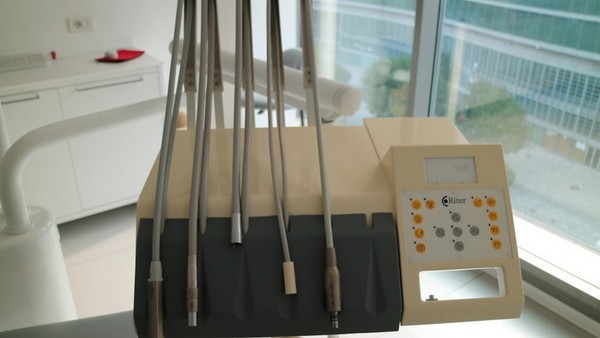7#4924 Attrezzature e strumenti odontoiatrici in vendita - foto 82