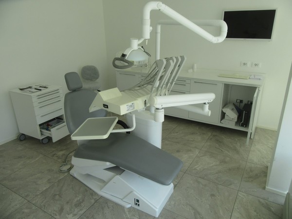 9#4925 Riuniti Ritter e attrezzature studio odontoiatrico in vendita - foto 1