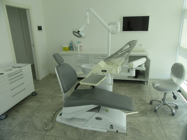 9#4925 Riuniti Ritter e attrezzature studio odontoiatrico in vendita - foto 184