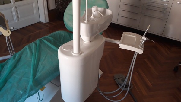 8#4926 Attrezzature per radiografie odontoiatriche e studio dentistico in vendita - foto 215