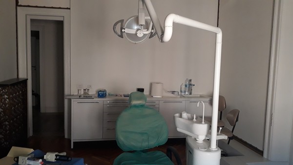 8#4926 Attrezzature per radiografie odontoiatriche e studio dentistico in vendita - foto 216