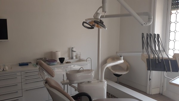 8#4926 Attrezzature per radiografie odontoiatriche e studio dentistico in vendita - foto 253