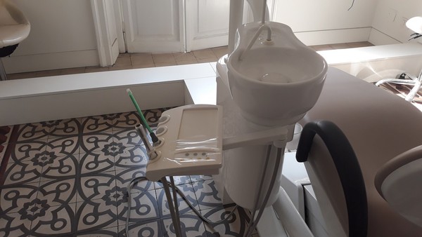 8#4926 Attrezzature per radiografie odontoiatriche e studio dentistico in vendita - foto 259