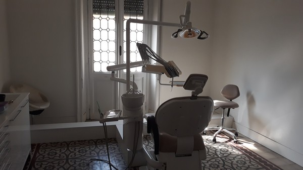 8#4926 Attrezzature per radiografie odontoiatriche e studio dentistico in vendita - foto 271