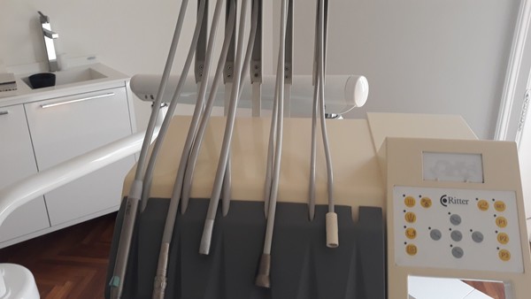 8#4926 Attrezzature per radiografie odontoiatriche e studio dentistico in vendita - foto 296