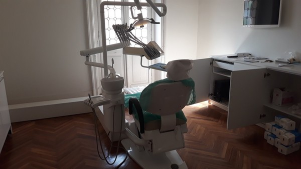 8#4926 Attrezzature per radiografie odontoiatriche e studio dentistico in vendita - foto 299