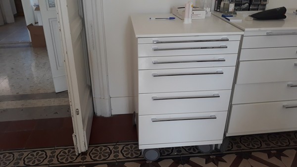 8#4926 Attrezzature per radiografie odontoiatriche e studio dentistico in vendita - foto 346