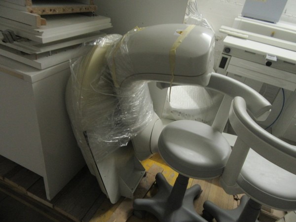 2#4927 Arredi e attrezzature per studio dentistico in vendita - foto 1