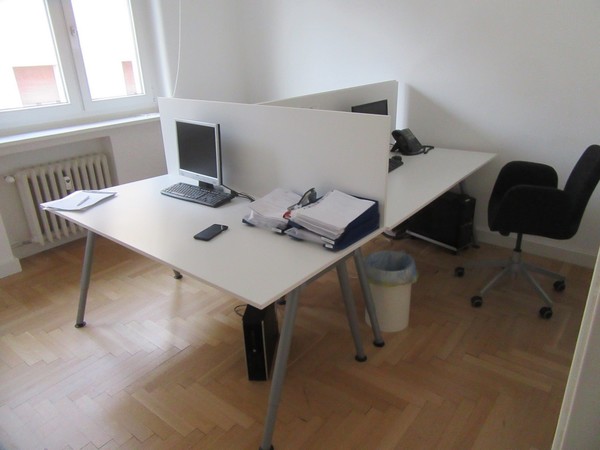 3#4927 Arredi e attrezzature per ufficio in vendita - foto 1