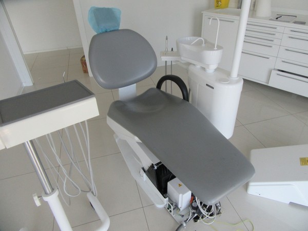 6#4927 Arredi e attrezzature per studio dentistico in vendita - foto 90