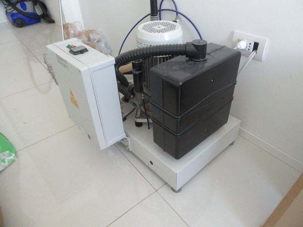 6#4927 Arredi e attrezzature per studio dentistico in vendita - foto 112