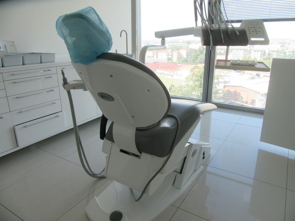 6#4927 Arredi e attrezzature per studio dentistico in vendita - foto 132