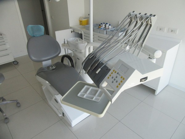 6#4927 Arredi e attrezzature per studio dentistico in vendita - foto 134