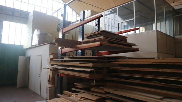 Logistica in vendita