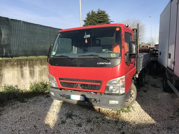 Autocarri in vendita