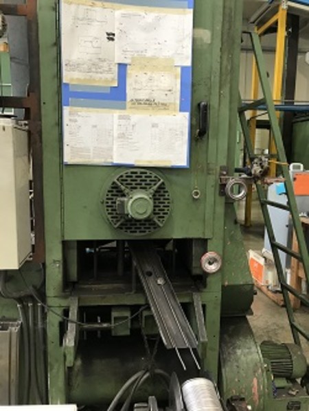 7#4934 Linea stampaggio pressa Buschetto formato cupole 83 foro 23,8/32/42 in vendita - foto 5