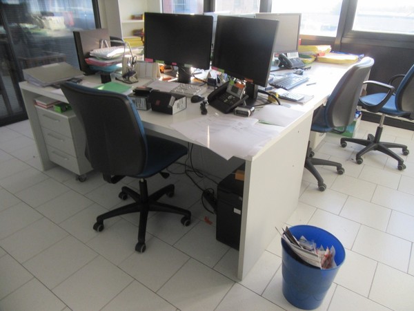 2#4935 Arredi da ufficio in vendita - foto 1