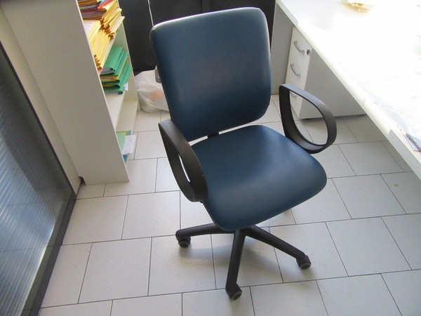 2#4935 Arredi da ufficio in vendita - foto 18