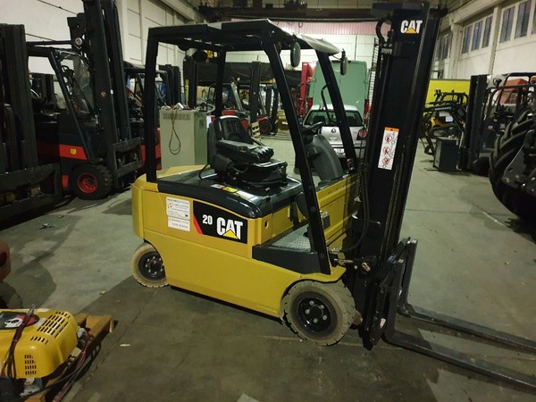 1#4937 CARRELLO ELEVATORE CATERPILLAR in vendita - foto 4