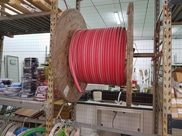 2#4939 Rimanenze e attrezzature per impianti elettrici in vendita - foto 2