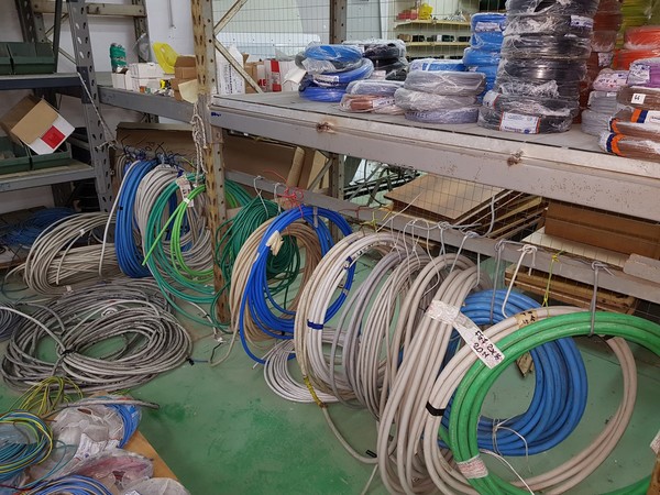 2#4939 Rimanenze e attrezzature per impianti elettrici in vendita - foto 4