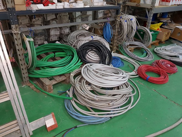2#4939 Rimanenze e attrezzature per impianti elettrici in vendita - foto 5