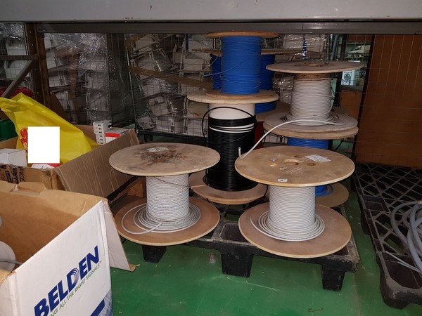 2#4939 Rimanenze e attrezzature per impianti elettrici in vendita - foto 6